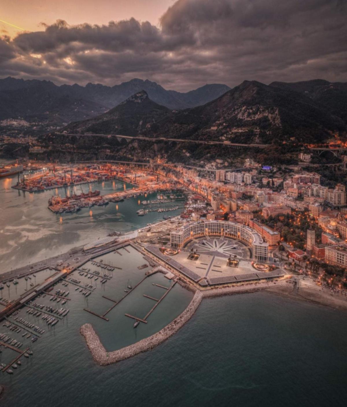 B&B Le Due Costiere Salerno Bagian luar foto